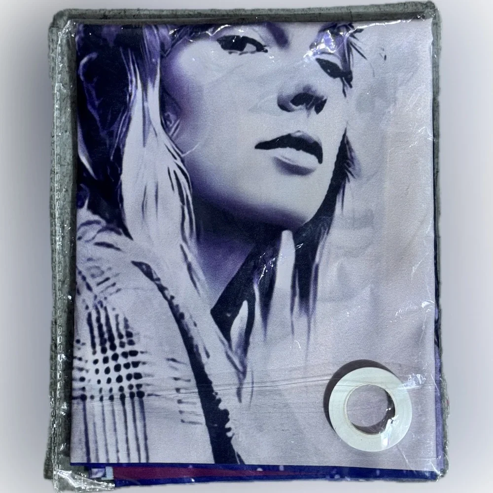 NWT Taylor Swift “Merry Christmas” Eras Tour–inspired 3x5’‎ Collage Banner